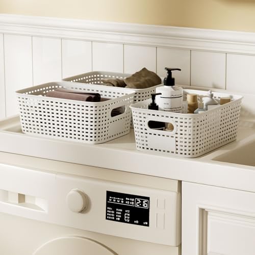 Small 5 Quart Plastic Storage Bin with Bamboo Lid 6 Pack