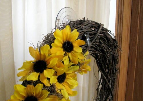 Adams Giant Suction Cup with Hook for Wreaths and Decorations