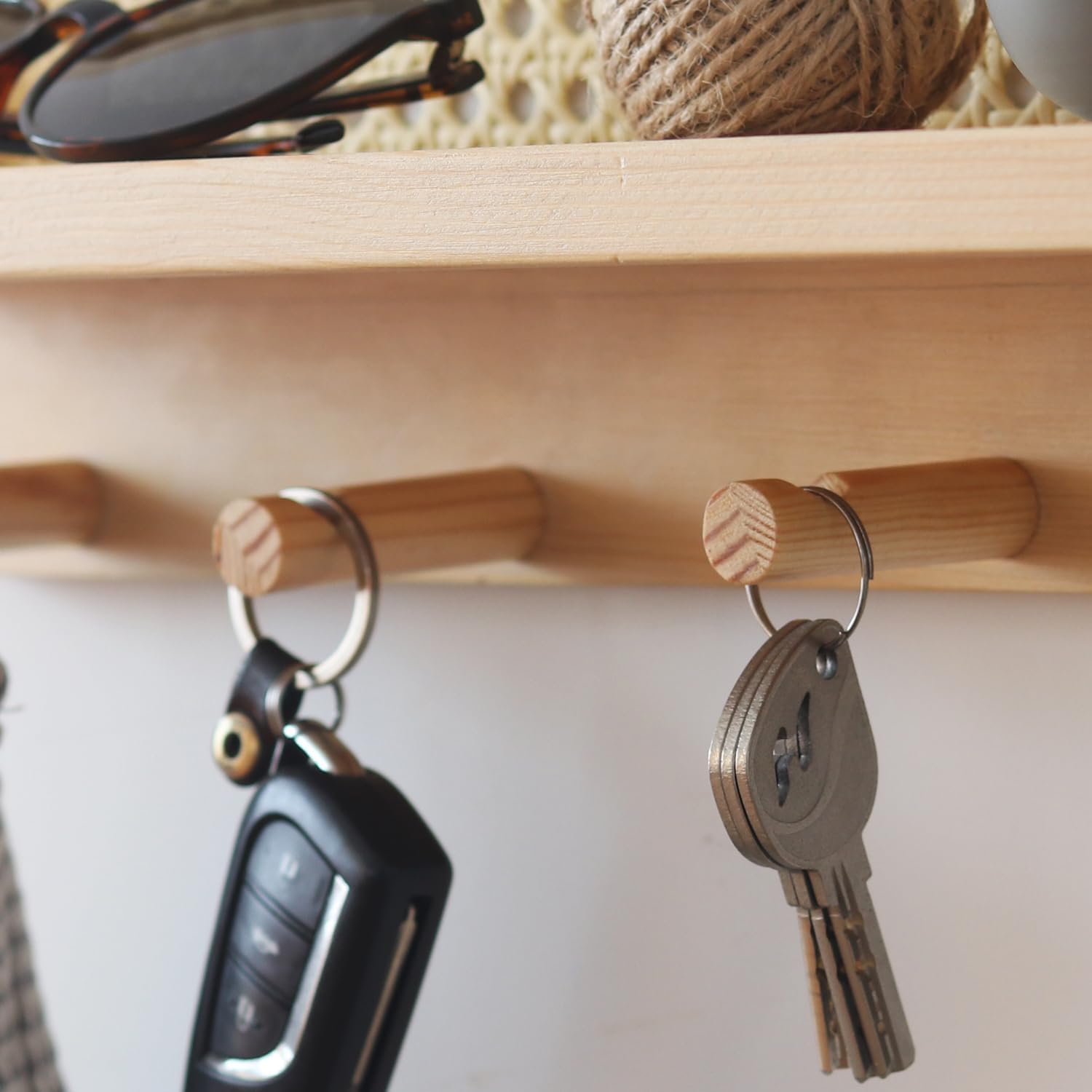 FRIADE Floating Shelf Coat Rack with 4 Hooks Burlywood