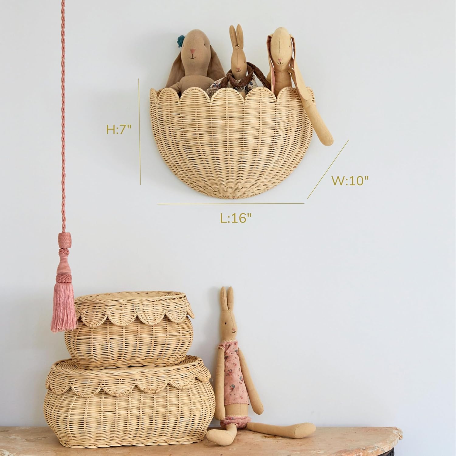 BEBE BASK Scalloped Wicker Wall Basket - 16x10x7 Inch Natural