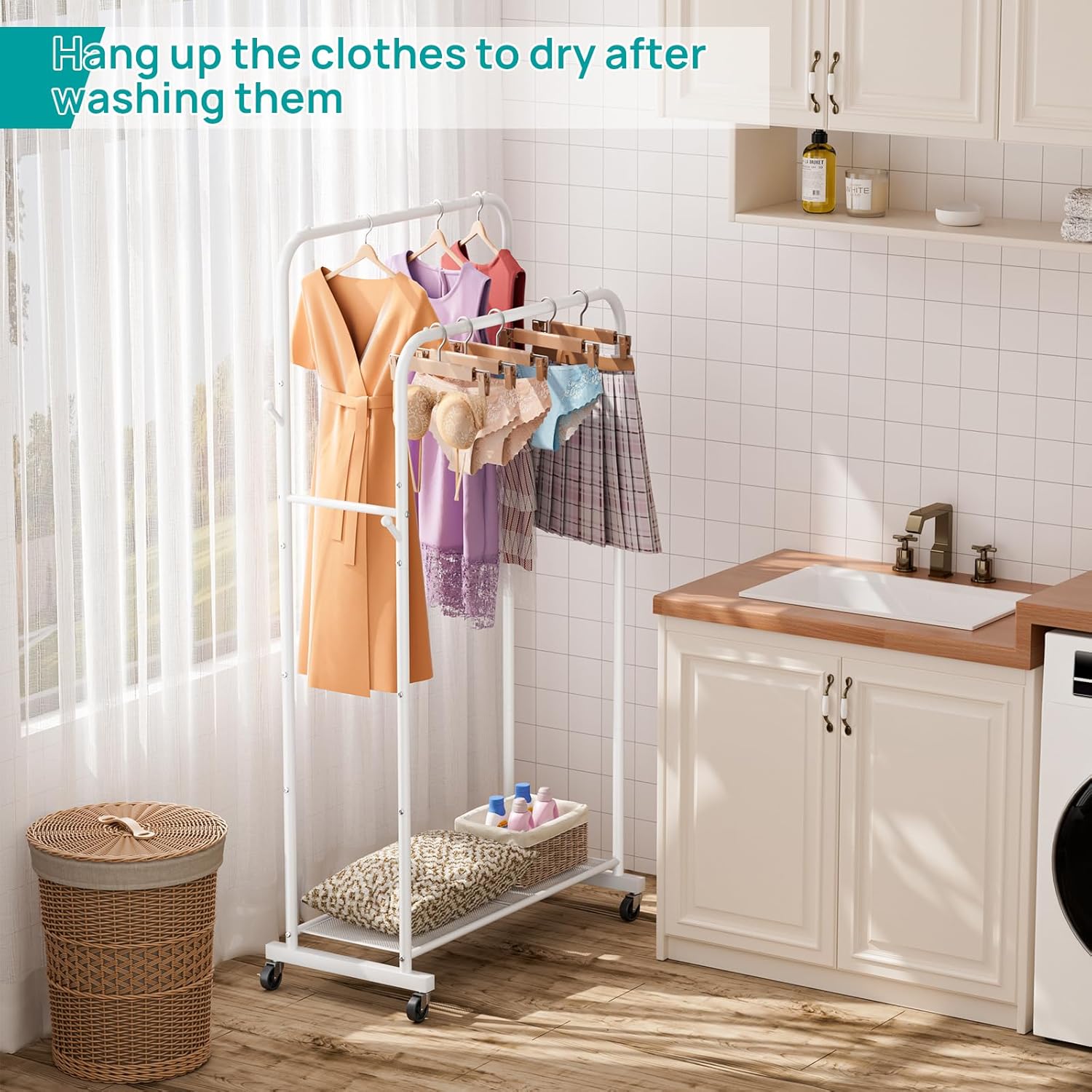 SINGAYE Freestanding Metal Garment Rack with Wheels for Hanging Clothes