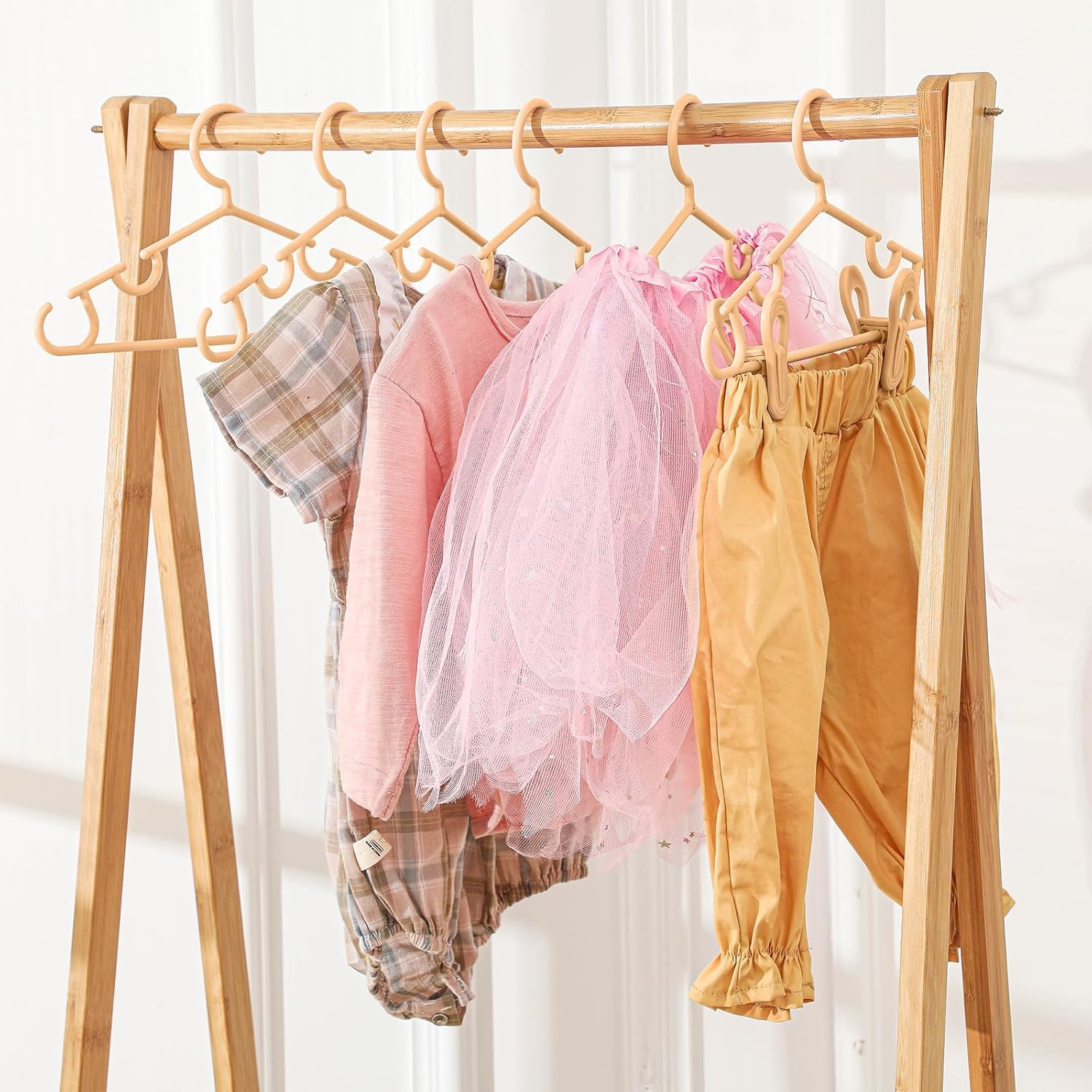 Hsei Childrens Clothes Hangers with Clips 40 Pack 80 Clips 120 Total